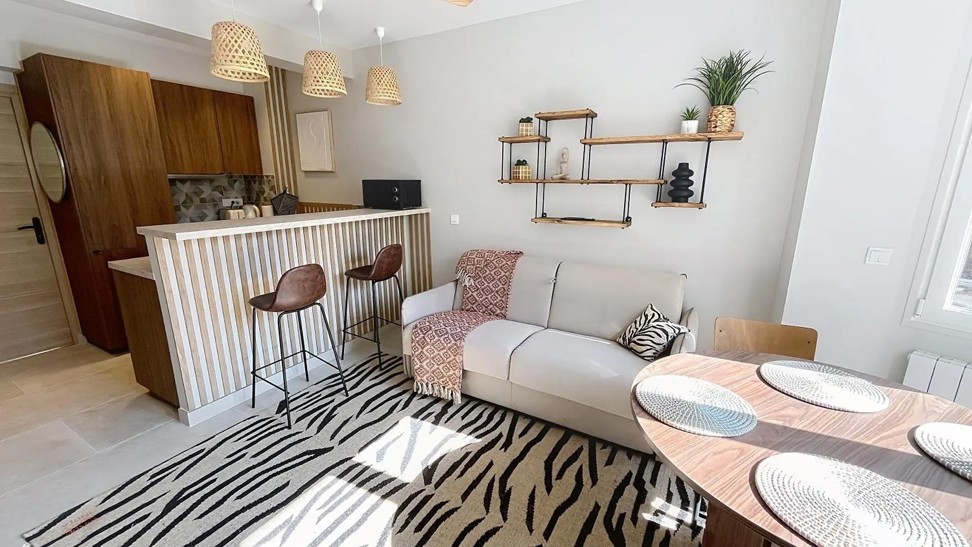 Lovely 1 Bedroom Rue Pasteur Near The Croisette 246 Cannes Apartment